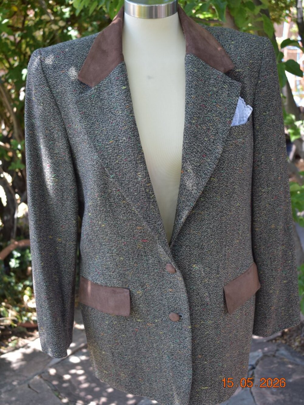 Saks Fifth Avenue Folio Collection Tweed Jacket – Suede Trim Details